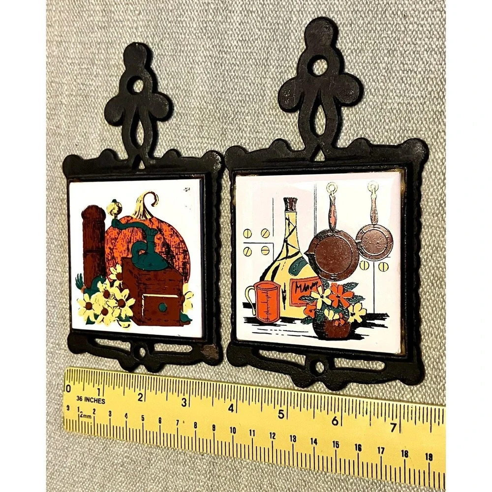Vtg Cast Iron 2 Tile Trivets Taiwan Pumpkin Coffee Grinder Daisies Copper Pans +